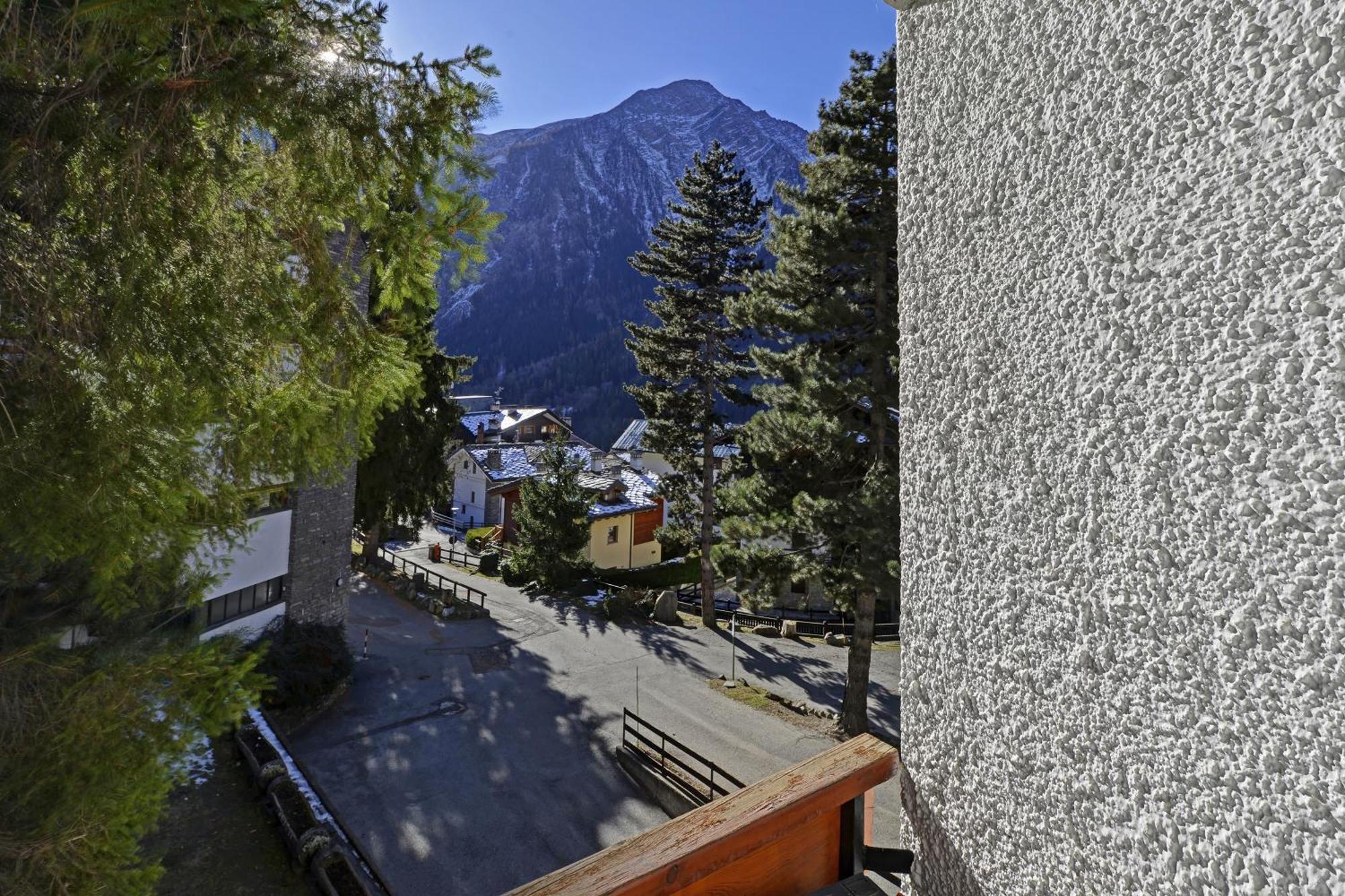 Dulci Du Mont Blanc Apartment Курмайор Екстериор снимка