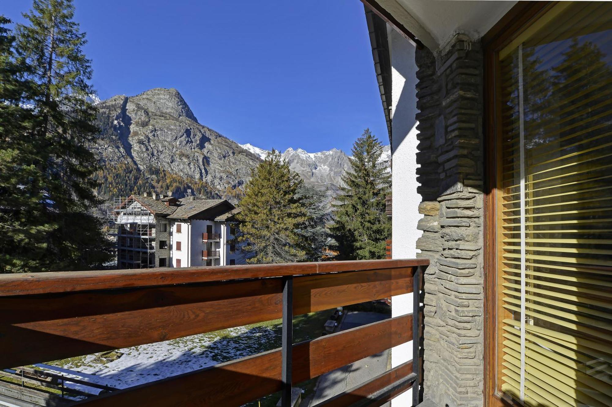 Dulci Du Mont Blanc Apartment Курмайор Екстериор снимка